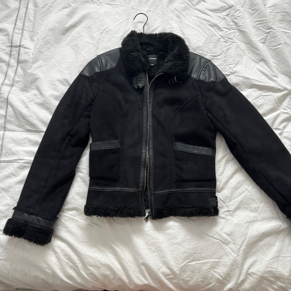 Express Fur Jacket - Picture 4 of 4